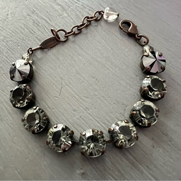 Sabika Crystal Vintage Bracelet - Picture 3 of 13